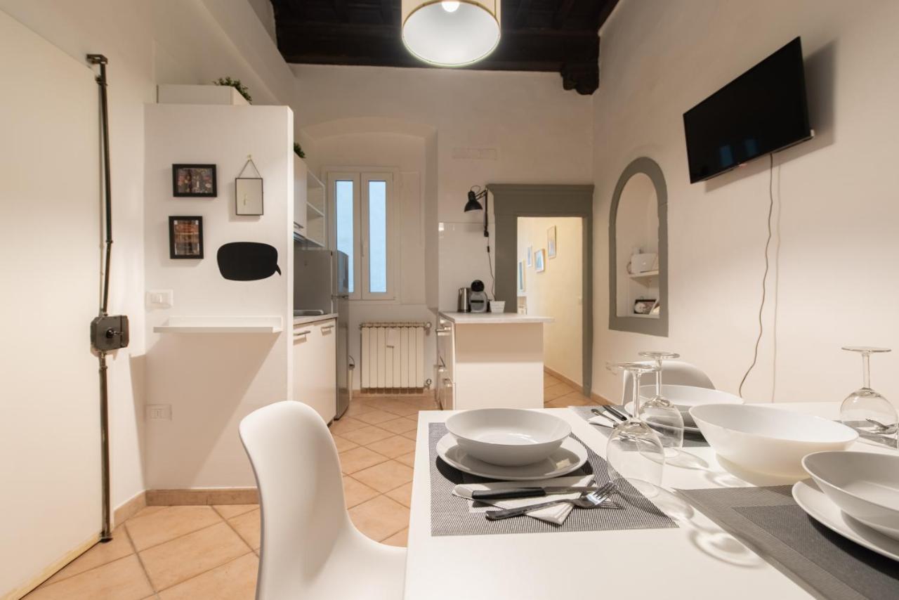 2 Next To A Market And Piazza Santa Croce - Homeunity Apartment Florenz