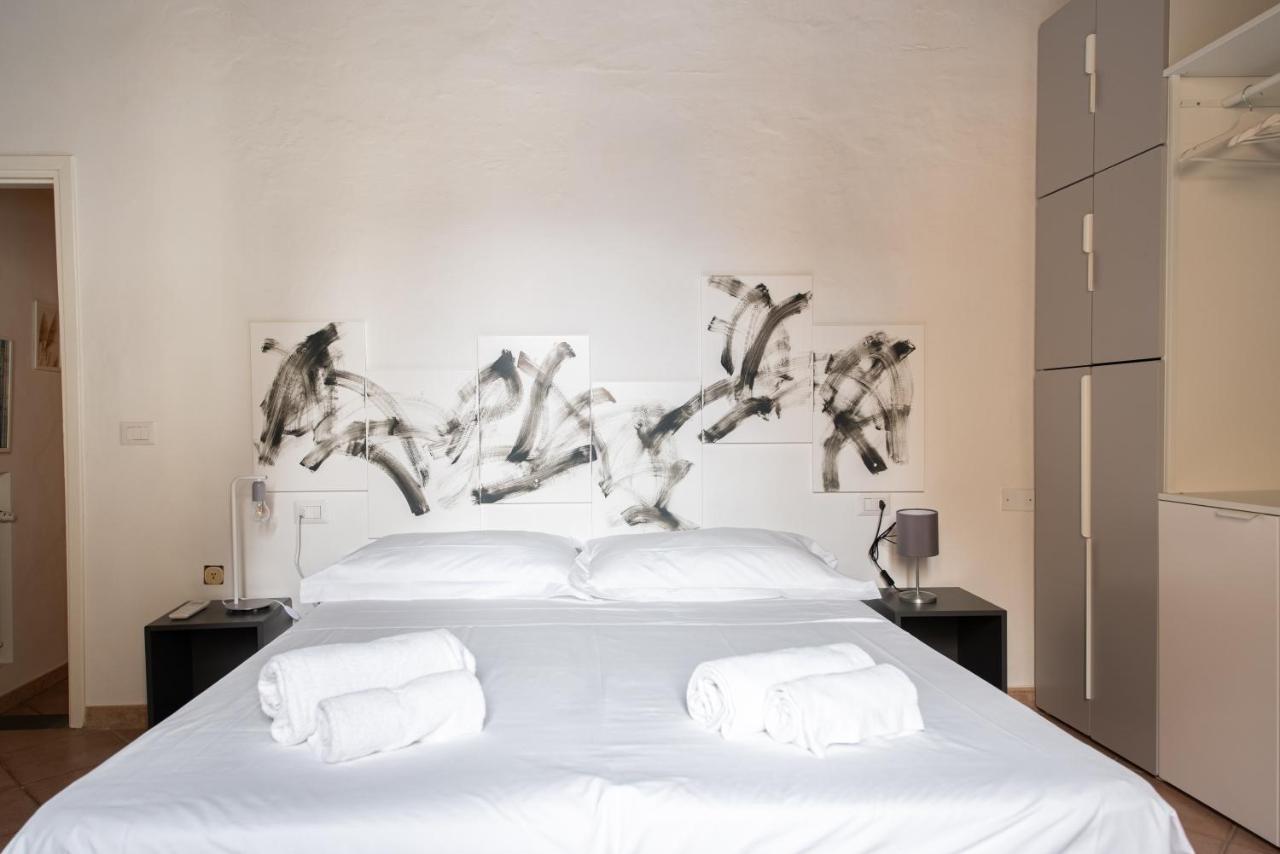 2 Next To A Market And Piazza Santa Croce - Homeunity Florenz